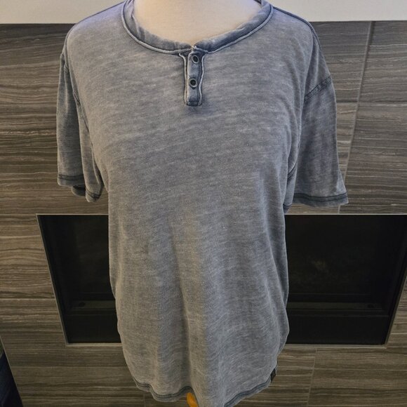 Lucky Brand Men's M/M Gray Blue Burnout Henley T-Shirt Short Sleeve - Picture 1 of 2